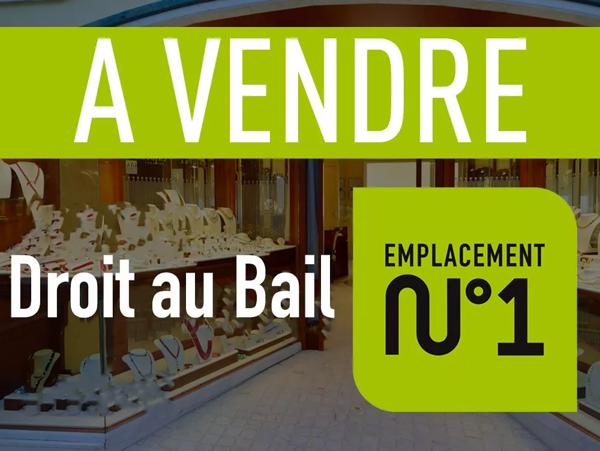 Local Commercial
        
        - 31 m² 187 000 € *
