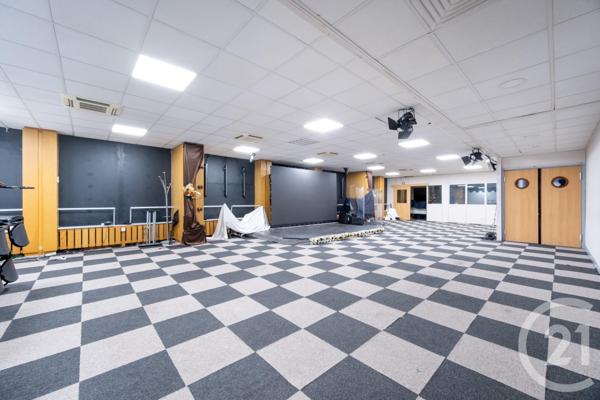 à vendre  500 m2 THIAIS - 94