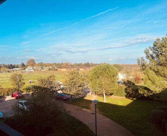 Investissement sécurisé – Studio vendu loué avec parking