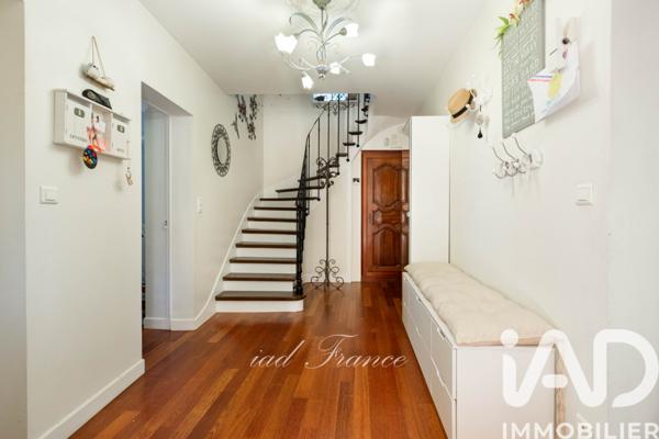 Maison à vendre 9 pièces 249 m² Breuil-Bois-Robert