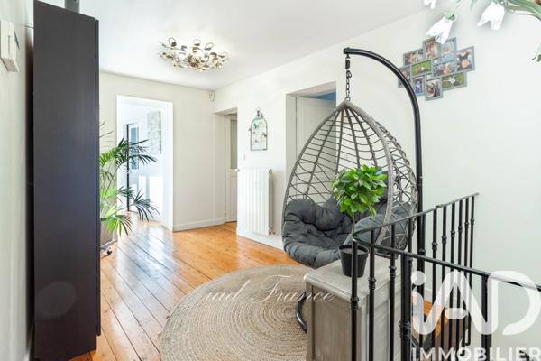 Maison à vendre 9 pièces 249 m² Breuil-Bois-Robert