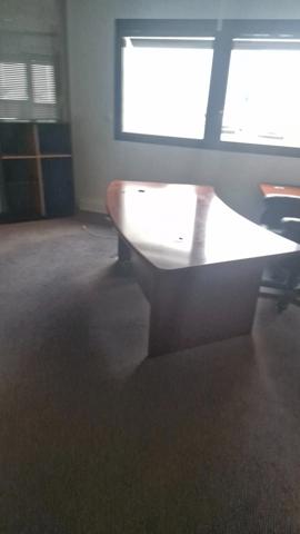 bureaux 90m² modulable, à louer sortie immédiate autoroute Beynost (01)
