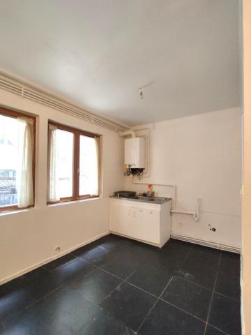Appartement au centre du Puy en Velay 74 m2 + cave et grenier