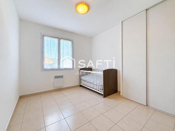 Maison de plain-pied 4 chambres avec garage