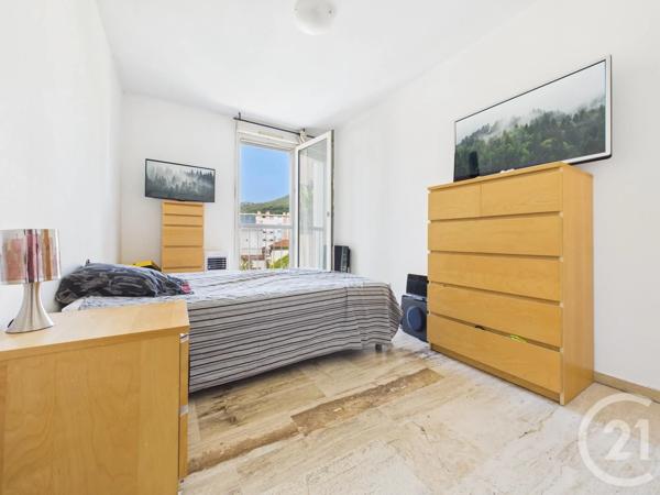 Appartement F2 à vendre  2 pièces - 39,74 m 2   LA VALETTE DU VAR  - 83