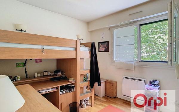 Appartement à vendre    4 pièces • 89,91 m2 Issy-les-Moulineaux