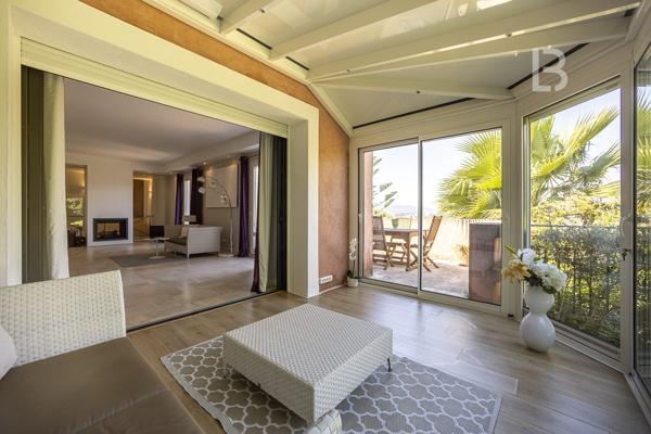Élégante villa à Cannes Californie