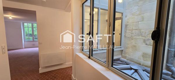 Duplex T5 rénové, vue jardin, intra-muros Avignon