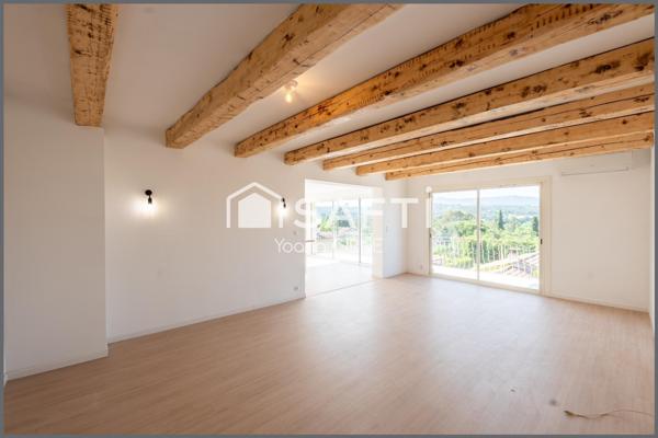 Appartement de type 4/5  120 m2 avec terrasse et stationnement privatif