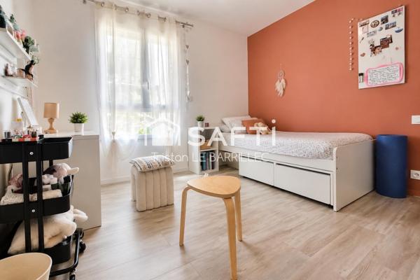 Appartement rénové avec balcon-terrasse