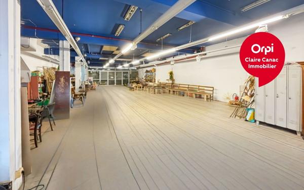 Immeuble à vendre    6 pièces • 780 m2 Graulhet