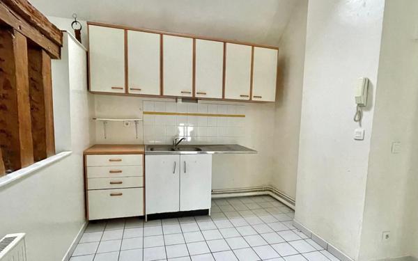 Appartement à vendre    3 pièces • 70,40 m2 Compiègne