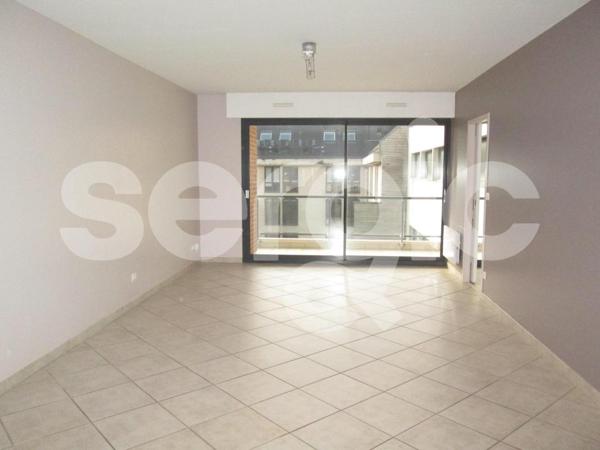 Location 3 Pieces 78 80000 Amiens 25 0036 01 0152