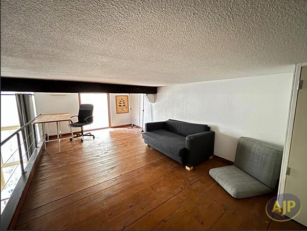 Appartement à louer Bordeaux : 2 pièces, 52m² avec 1 chambre(s) à 917€ - AJP Immobilier Bordeaux Saint-Augustin