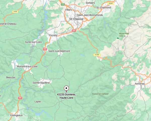 43220 DUNIERES -  locaux d'activité comprenant des bureaux, un bâtiment industriel et des locaux à usage de stockage