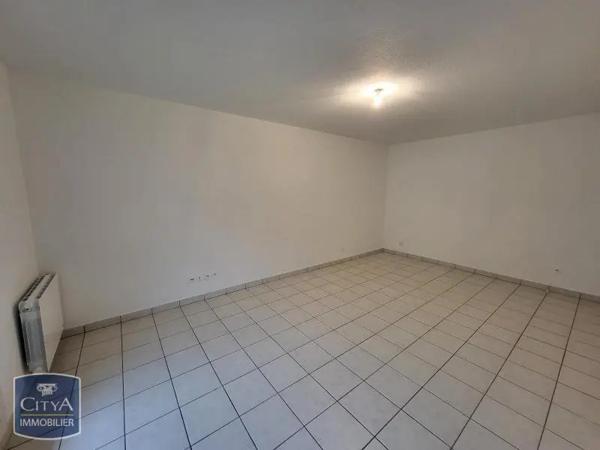 Appartement à louer 2 pièces 43.65m² Elbeuf (76500)
