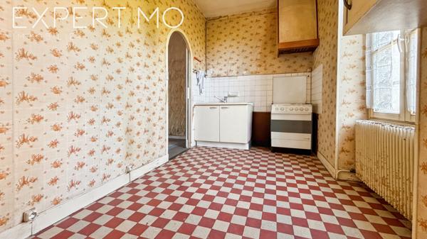 Étampes (91150) À VENDRE : Maison à rénover 91 m² (possibilité 145 m²), centre ville, 1900 m² de terrain