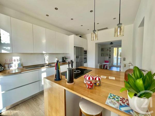 Maison à vendre  7 pièces - 184,70 m 2   NICE  - 06