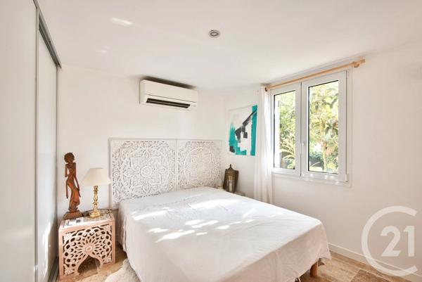 Maison à vendre  7 pièces - 184,70 m 2   NICE  - 06