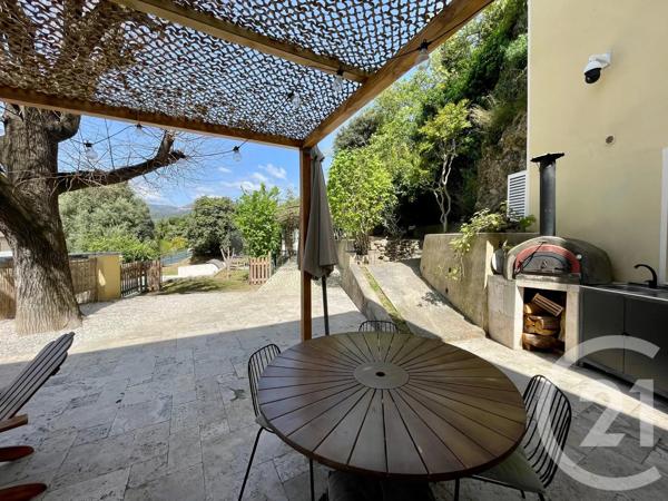 Maison à vendre  7 pièces - 184,70 m 2   NICE  - 06