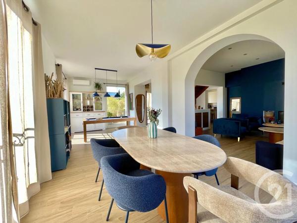 Maison à vendre  7 pièces - 184,70 m 2   NICE  - 06
