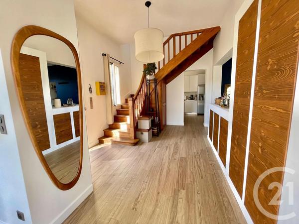 Maison à vendre  7 pièces - 184,70 m 2   NICE  - 06