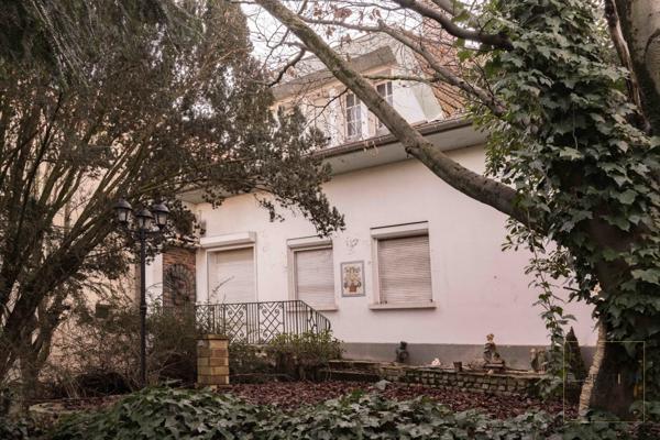 Orly (94310) De la démesure des années 70'