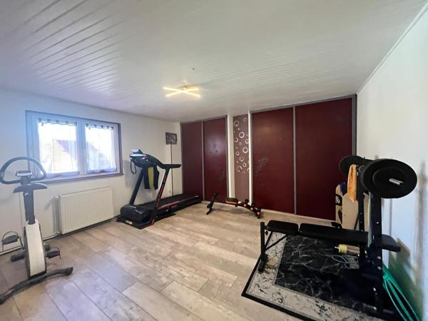 Local Bar Restaurant avec logement 280 m2, proche Combronde.