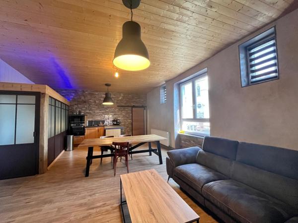 Local Bar Restaurant avec logement 280 m2, proche Combronde.