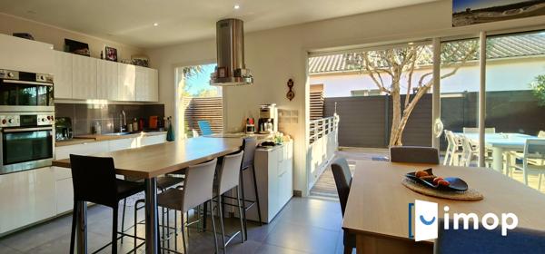 Pérols : villa contemporaine 90m² avec piscine, garage et calme absolu à 10 min de la mer