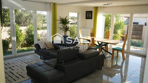 LA LUMIERE....LE CALME....LA VUE.....ET LA PISCINE AU SEL