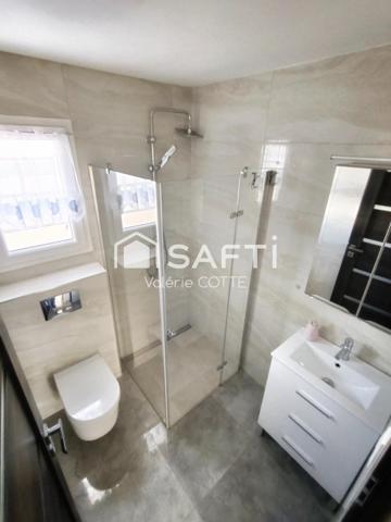 LA LUMIERE....LE CALME....LA VUE.....ET LA PISCINE AU SEL