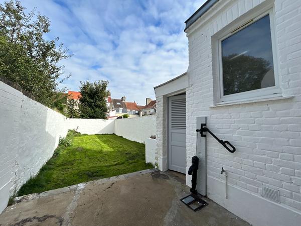 Calais maison bourgeoise 5 chambres, jardin