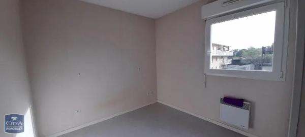 Appartement à louer 2 pièces 43.22m² Mont-de-Marsan (40000)