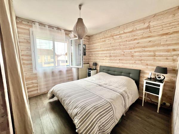 Maison 2 chambres avec sous-sol total