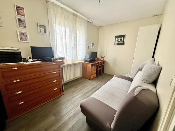 Maison 2 chambres avec sous-sol total