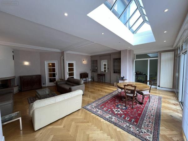 Maison de ville à vendre à Dunkerque dans le Nord (59240), ref : D1050   
CASINO