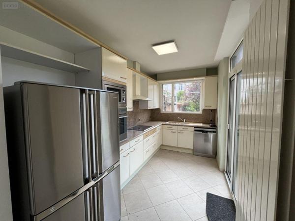 Maison de ville à vendre à Dunkerque dans le Nord (59240), ref : D1050   
CASINO