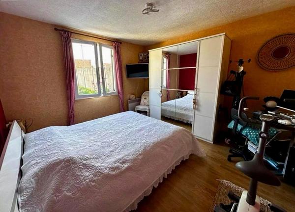 Maison Villeneuve Sur Yonne 5 pièce(s) 135 m2