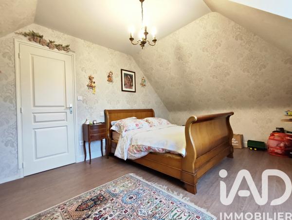 Maison à vendre 8 pièces 206 m² Saint-Allouestre