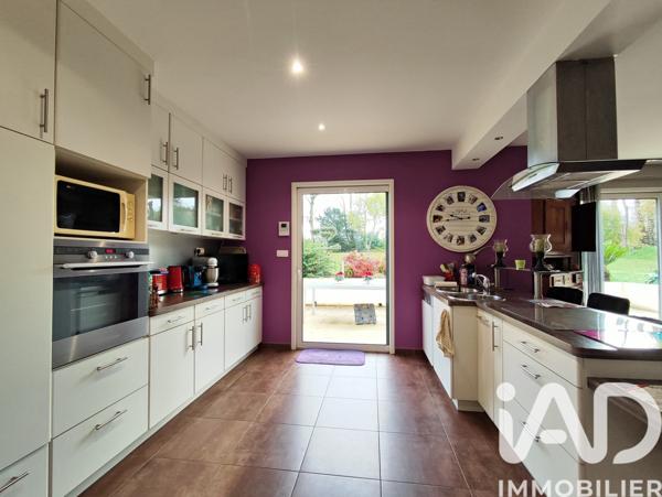 Maison à vendre 8 pièces 206 m² Saint-Allouestre