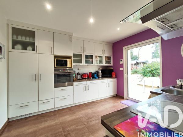 Maison à vendre 8 pièces 206 m² Saint-Allouestre