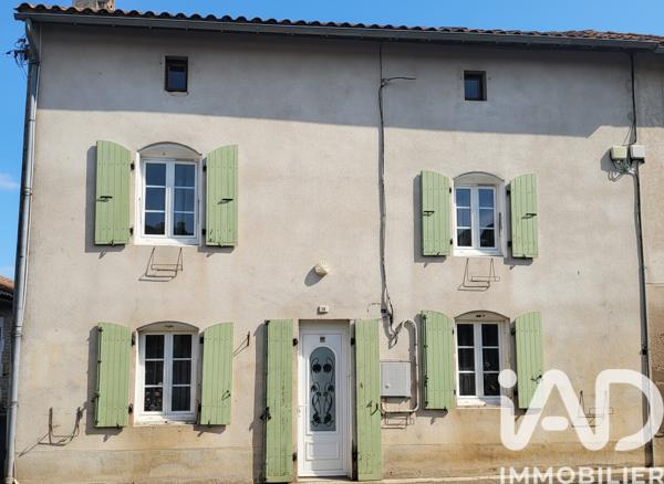 Maison à vendre 4 pièces 151 m² Villefagnan