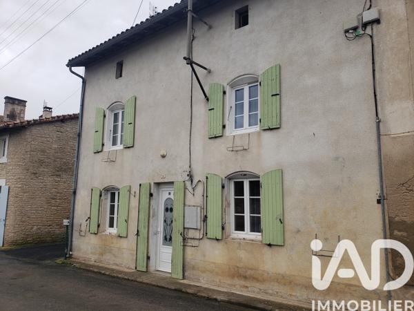 Maison à vendre 4 pièces 151 m² Villefagnan