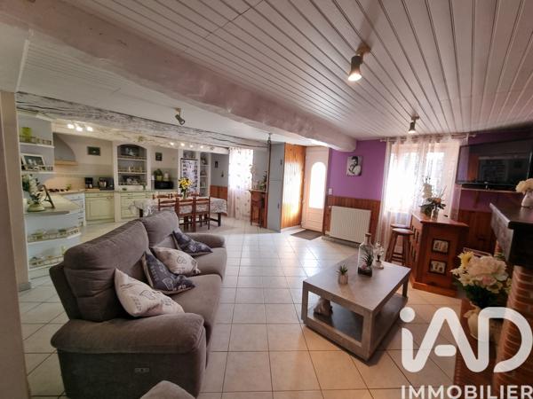 Maison à vendre 4 pièces 151 m² Villefagnan