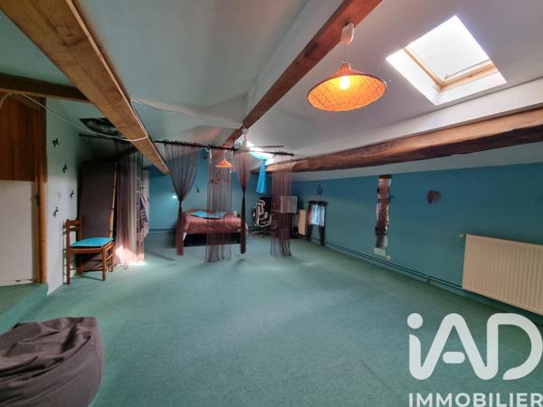 Maison à vendre 4 pièces 151 m² Villefagnan