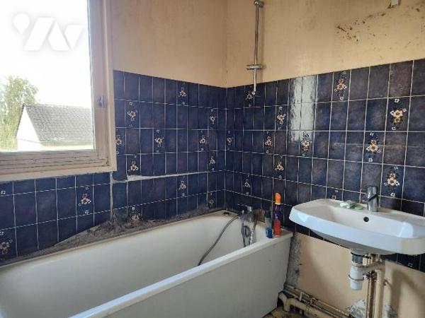 À vendre aux Forges Saint Bernard, à seulement 2 km de Ville-sous-la-Ferté et de son accès à l'...