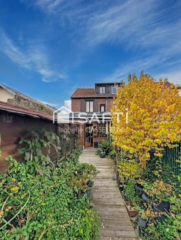 Maison de caractère au charme authentique : 3 chambres, terrasse bois et jardin