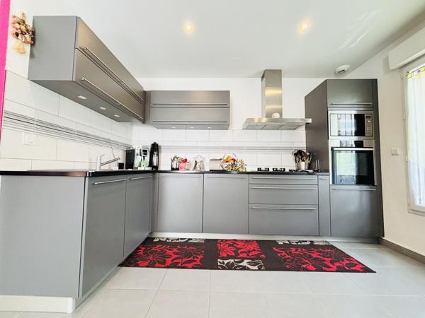 Villa 5p 140m2 avec jardin et garage