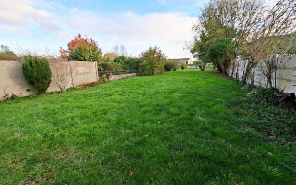 Maison à vendre    4 pièces •  Lanmeur